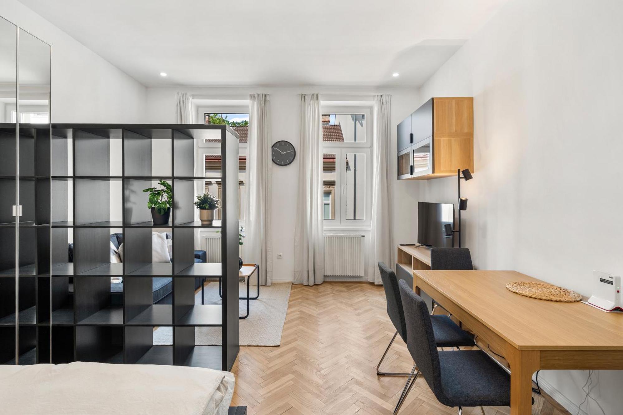 Bright And Quiet Apartments, Just 10 Minutes To U4, U6 And Schoenbrunn Palace