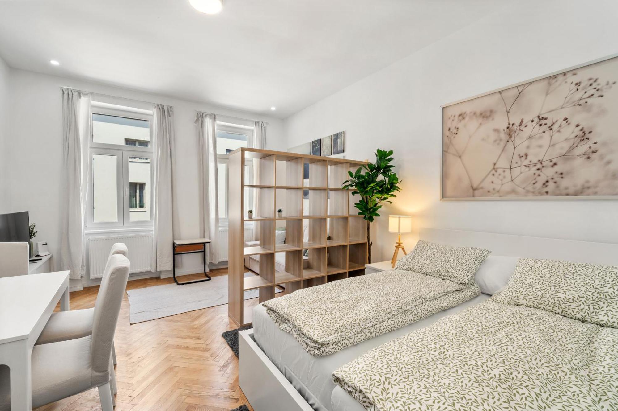 Bright And Quiet Apartments, Just 10 Minutes To U4, U6 And Schoenbrunn Palace * Vienna