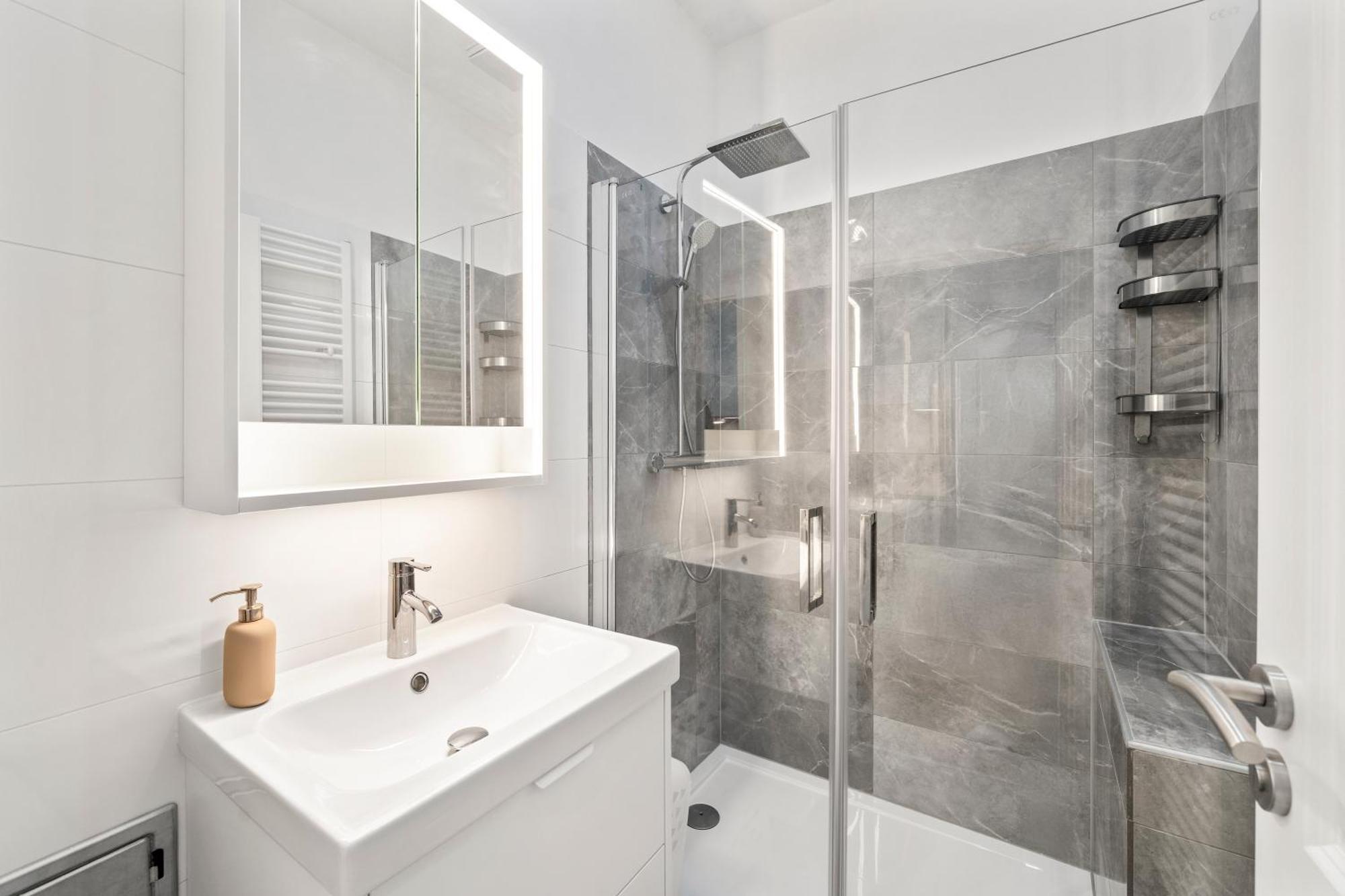 Appartamento Bright And Quiet Apartments, Just 10 Minutes To U4, U6 And Schoenbrunn Palace *